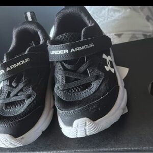 Under Armour Kids Black and White Sneakers